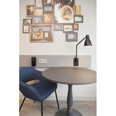 圣奥拉夫普拉斯斯堪迪克酒店 酒店