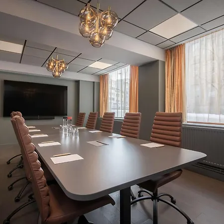 圣奥拉夫普拉斯斯堪迪克酒店 酒店 3*