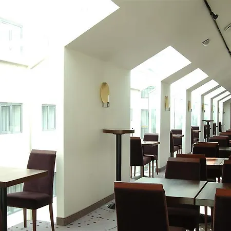 圣奥拉夫普拉斯斯堪迪克酒店 奥斯陆