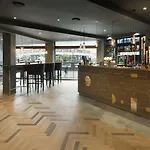 圣奥拉夫普拉斯斯堪迪克酒店 3*